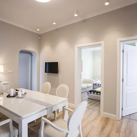 The Corner Apartment